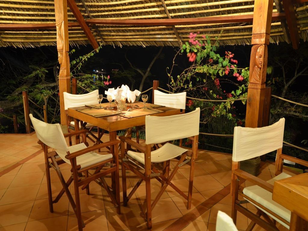 Auberge Le Maki Lodge Ampangorinana Esterno foto