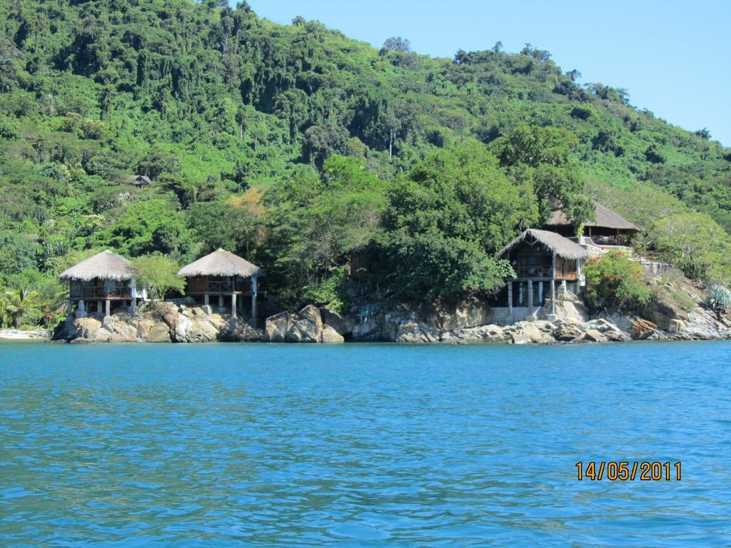 Auberge Le Maki Lodge Ampangorinana Esterno foto