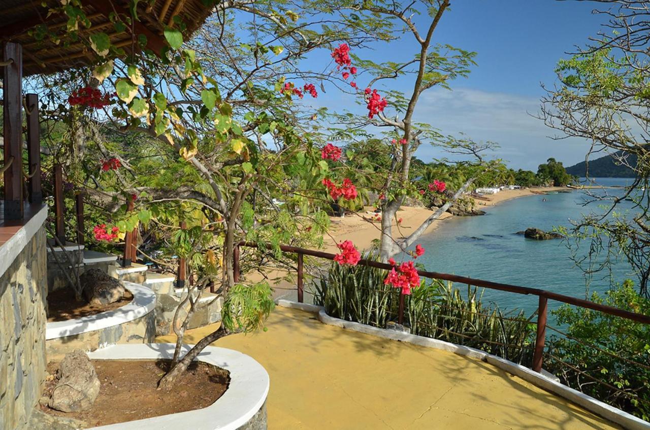 Auberge Le Maki Lodge Ampangorinana Esterno foto