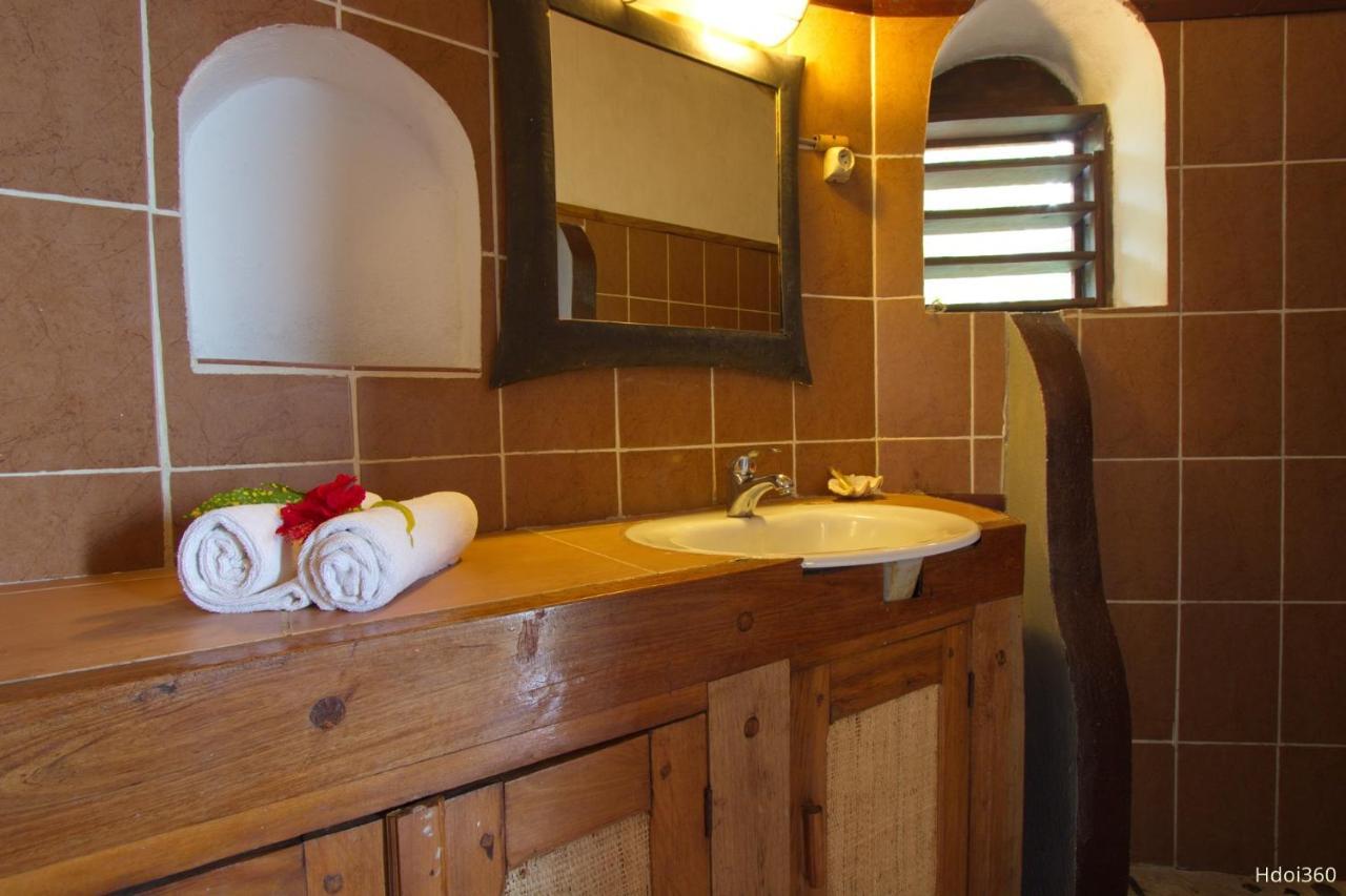 Auberge Le Maki Lodge Ampangorinana Esterno foto