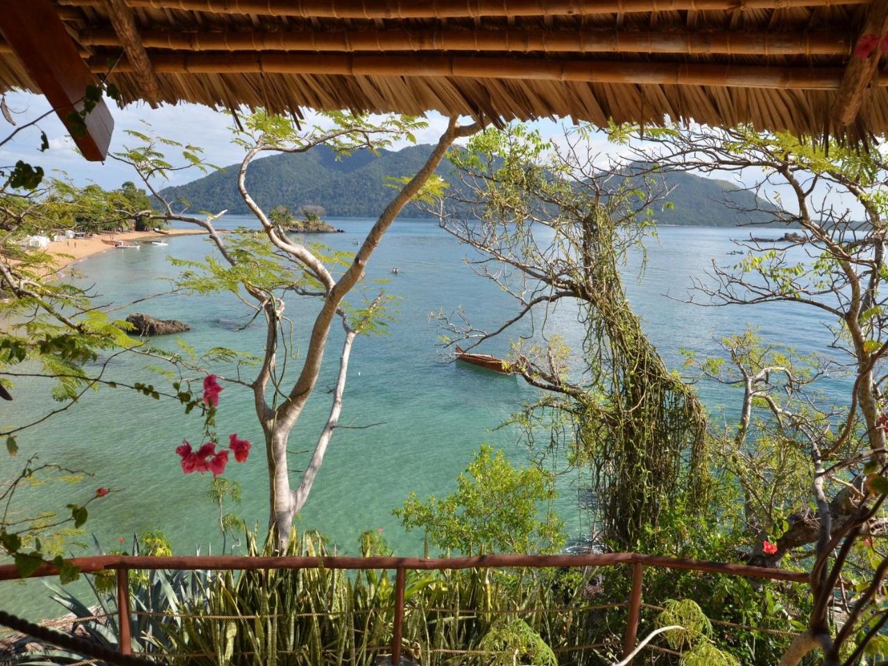 Auberge Le Maki Lodge Ampangorinana Esterno foto